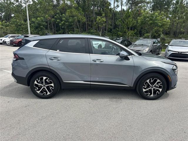 Photo of 2025 Everlasting Silver Kia Sportage