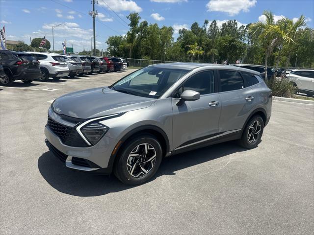 Photo of 2025 Steel Gray Kia Sportage