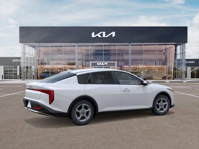 Photo of 2025 Snow White Pearl Kia K4
