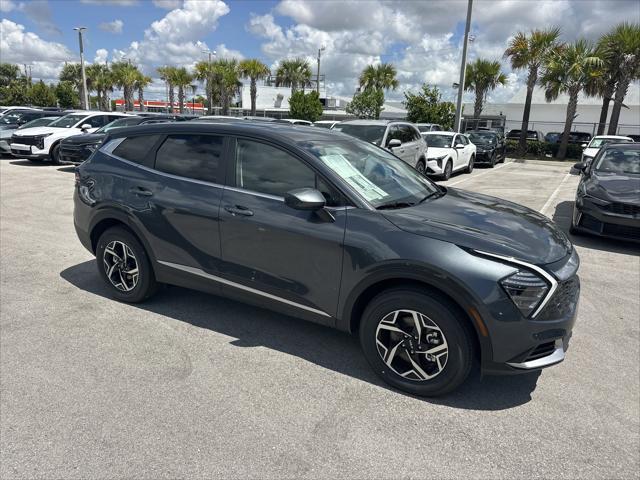 Photo of 2025 Gravity Gray Kia Sportage