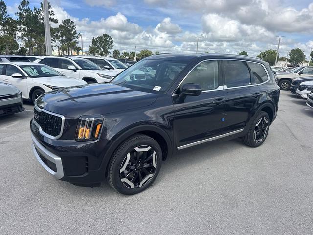 Photo of 2025 Panthera Metal Kia Telluride