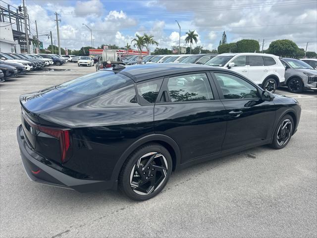 Photo of 2025 Aurora Black Pearl Kia K4