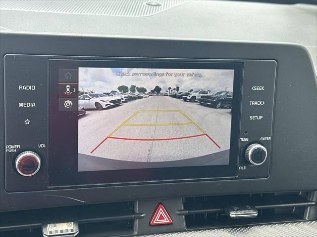 Photo of 2025 Snow White Pearl Kia Sportage
