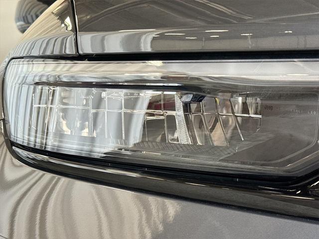 Photo of 2025 Baltic Gray Metallic Clearcoat Jeep Grand Cherokee
