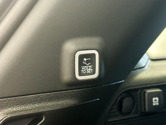 Photo of 2025 Baltic Gray Metallic Clearcoat Jeep Grand Cherokee