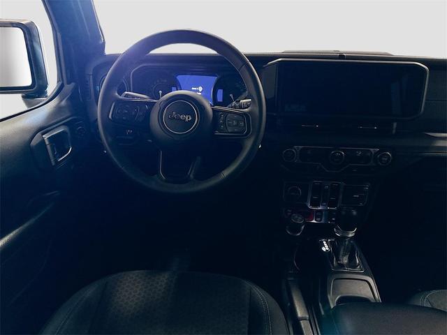 Photo of 2024 Granite Crystal Metallic Clearcoat Jeep Wrangler 4xe