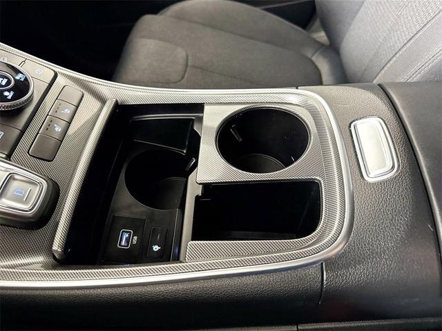 Photo of 2023 White Hyundai SANTA FE