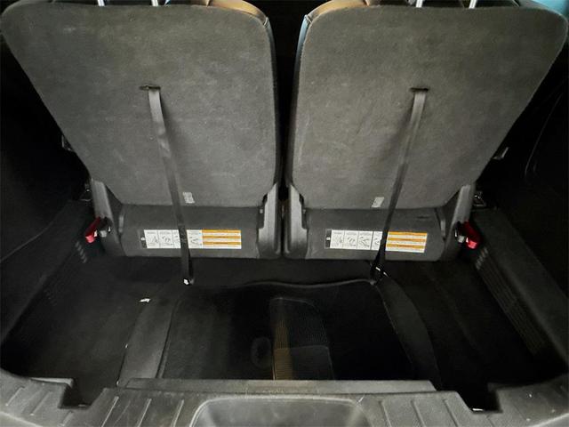 Photo of 2013 Ingot Silver Metallic Ford Explorer