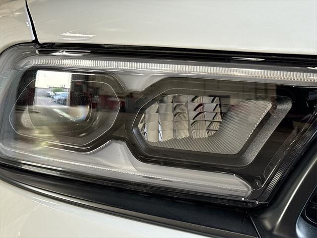 Photo of 2025 White Knuckle Clearcoat Dodge Durango