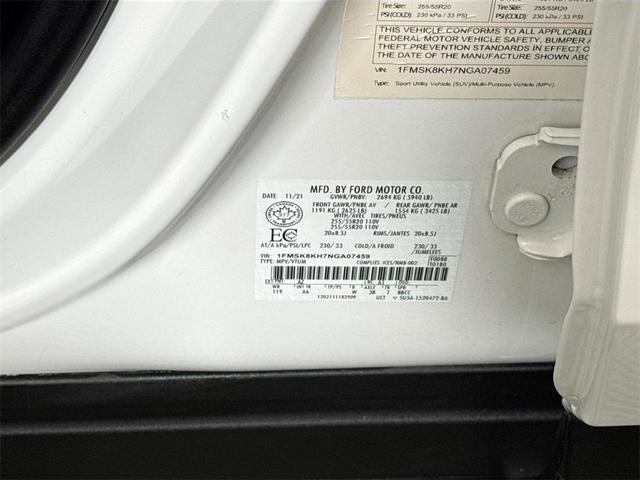 Photo of 2022 Star White Metallic Tri-Coat Ford Explorer