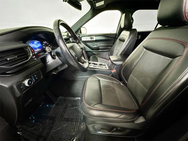 Photo of 2022 Star White Metallic Tri-Coat Ford Explorer