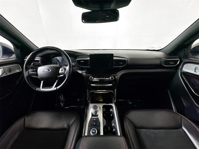 Photo of 2022 Star White Metallic Tri-Coat Ford Explorer