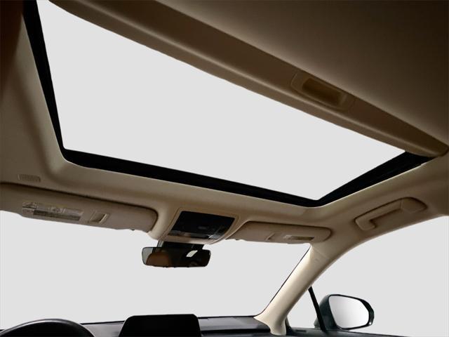 Photo of 2022 Mica Lexus RX 350