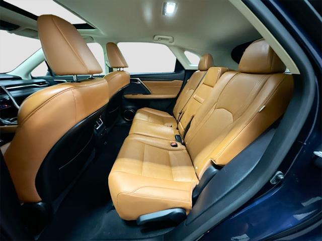 Photo of 2022 Mica Lexus RX 350