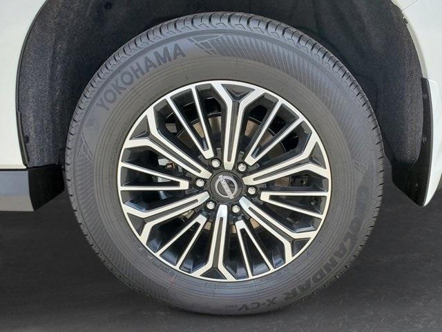 Photo of 2025 Aspen White Nissan Armada