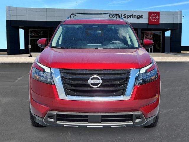 Photo of 2025 Scarlet Ember Nissan Pathfinder