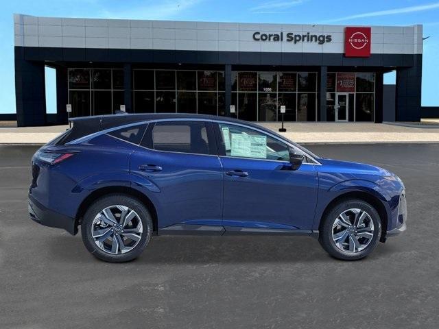 Photo of 2025 2t Blu Blk Roof Nissan Murano