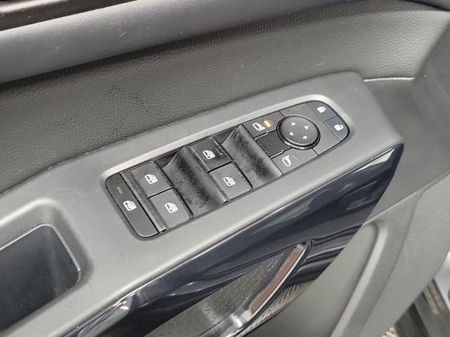 Photo of 2024 Gun Metallic Nissan Pathfinder