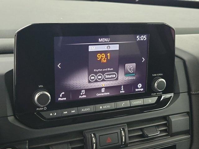 Photo of 2024 Gun Metallic Nissan Pathfinder