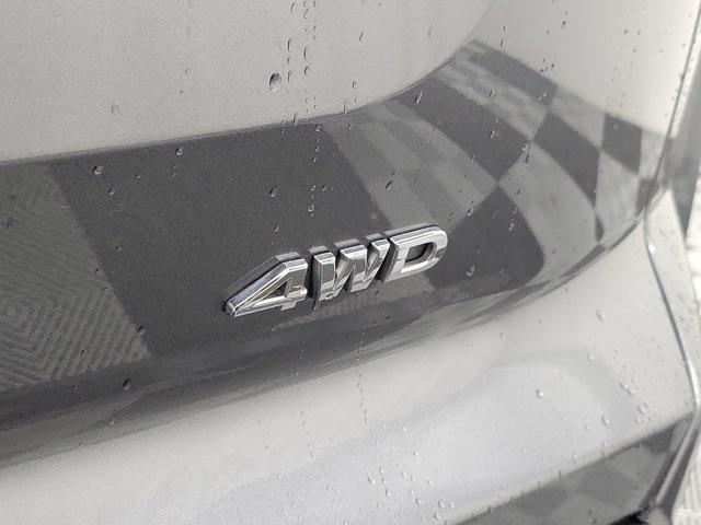 Photo of 2024 Gun Metallic Nissan Pathfinder