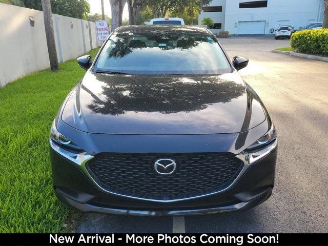 Photo of 2021 Jet Black Mica Mazda Mazda3