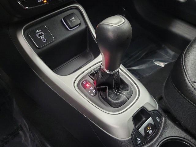 Photo of 2021 Velvet Red Pearlcoat Jeep Compass