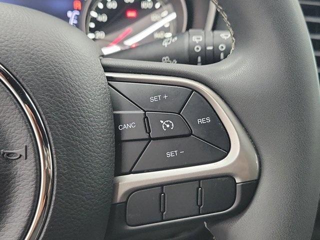 Photo of 2021 Velvet Red Pearlcoat Jeep Compass