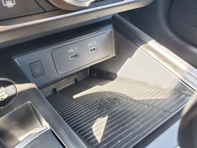 Photo of 2025 Deep Blue Pearl Nissan Kicks
