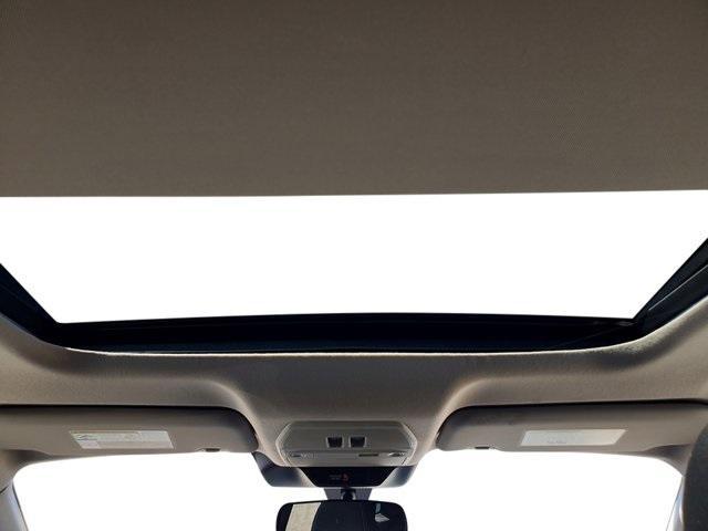 Photo of 2025 Deep Blue Pearl Nissan Kicks