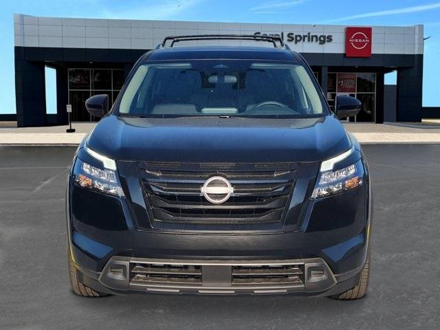 Photo of 2025 Black Nissan Pathfinder