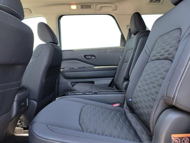 Photo of 2025 Black Nissan Pathfinder