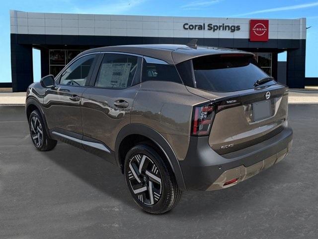 Photo of 2025 Canyon Bronze M Nissan Kicks