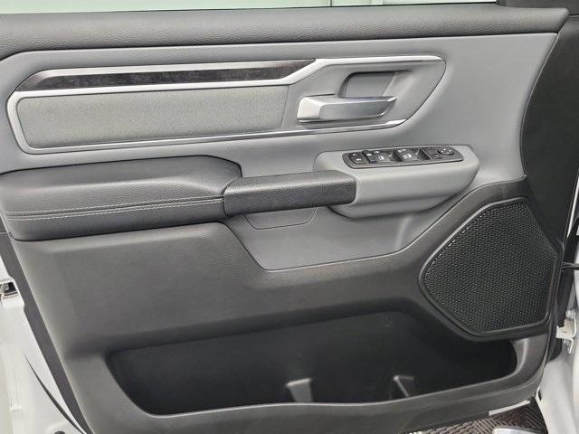 Photo of 2022 Bright White Clearcoat RAM 1500