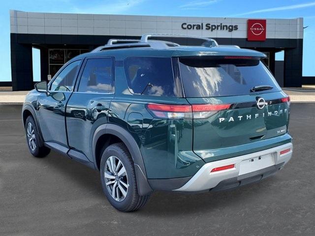 Photo of 2025 Obsidian Green Nissan Pathfinder
