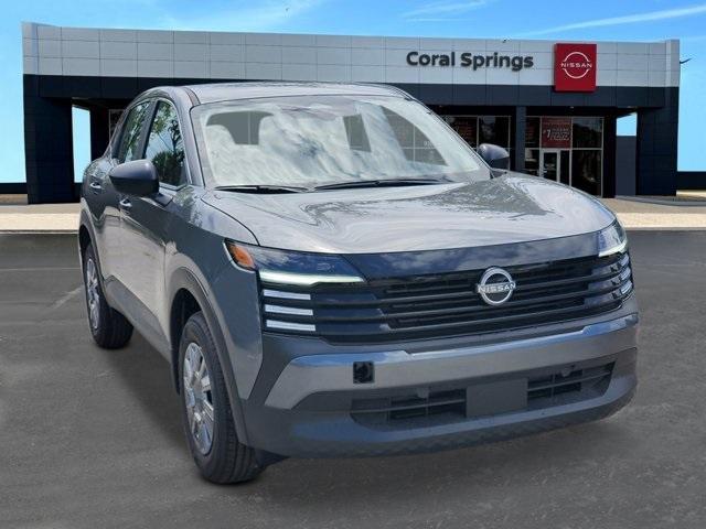Photo of 2025 2t Gun Blk Roof Nissan Kicks