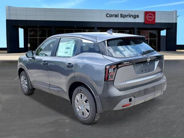 Photo of 2025 2t Gun Blk Roof Nissan Kicks