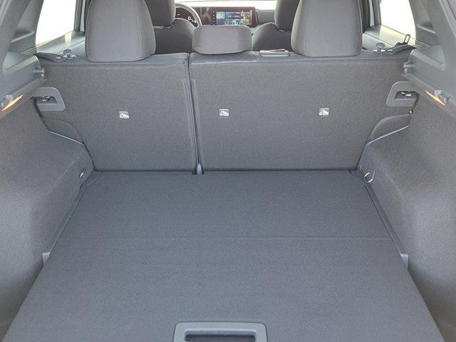 Photo of 2025 2t Gun Blk Roof Nissan Kicks