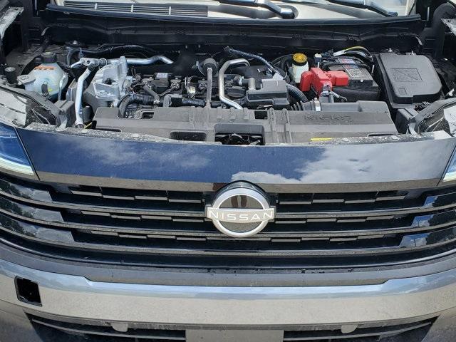 Photo of 2025 2t Gun Blk Roof Nissan Kicks