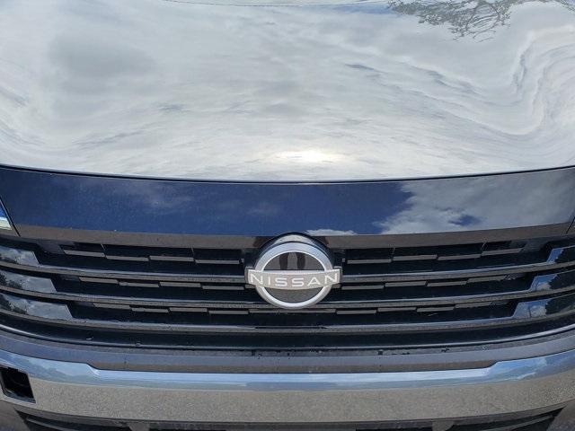 Photo of 2025 2t Gun Blk Roof Nissan Kicks