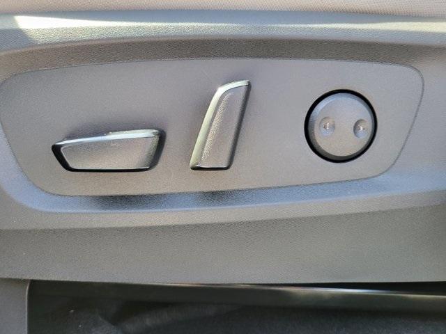 Photo of 2025 Black Nissan Pathfinder