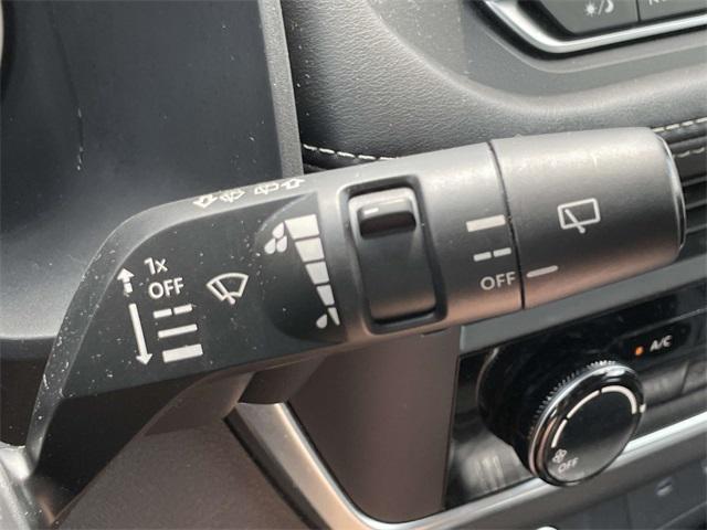 Photo of 2022 Black Nissan Rogue