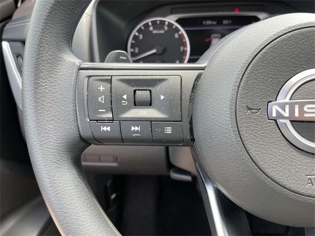 Photo of 2022 Black Nissan Rogue