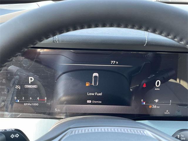 Photo of 2025 White Nissan Murano