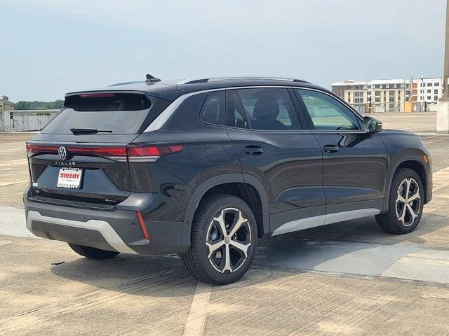 Photo of 2025 Deep Black Pearl Volkswagen Tiguan