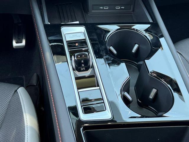 Photo of 2025 Pure Gray Volkswagen Atlas