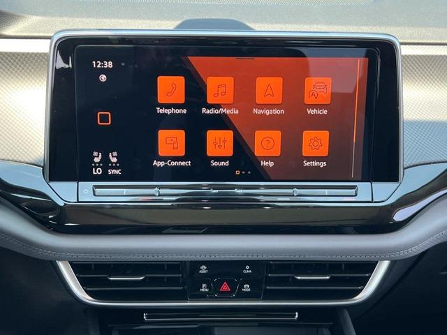 Photo of 2025 Pure Gray Volkswagen Atlas