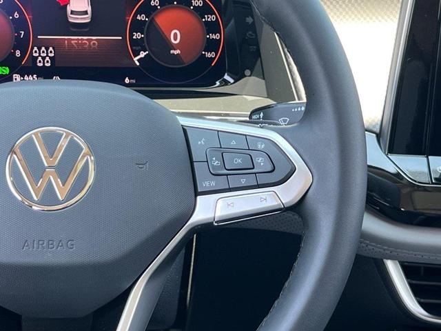 Photo of 2025 Pure Gray Volkswagen Atlas