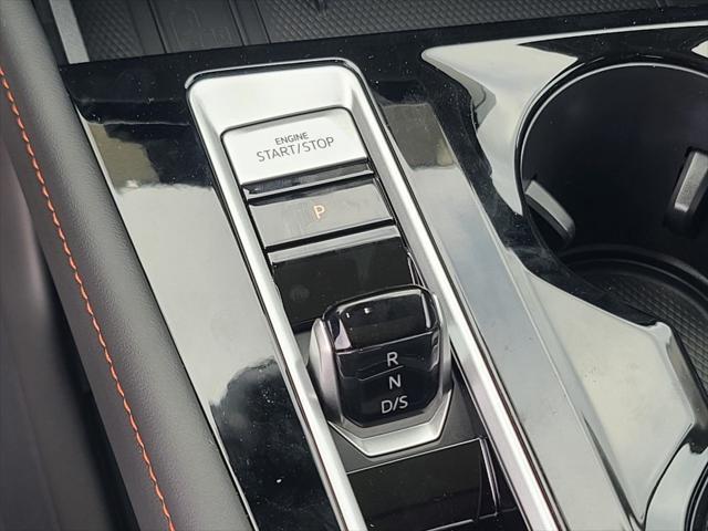 Photo of 2025 Pure Gray Volkswagen Atlas