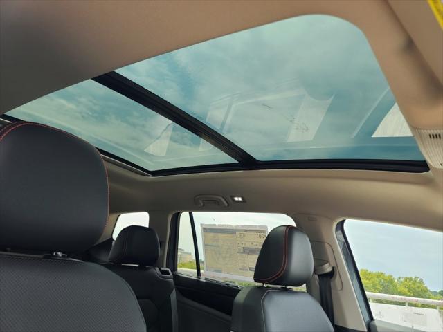 Photo of 2025 Pure Gray Volkswagen Atlas