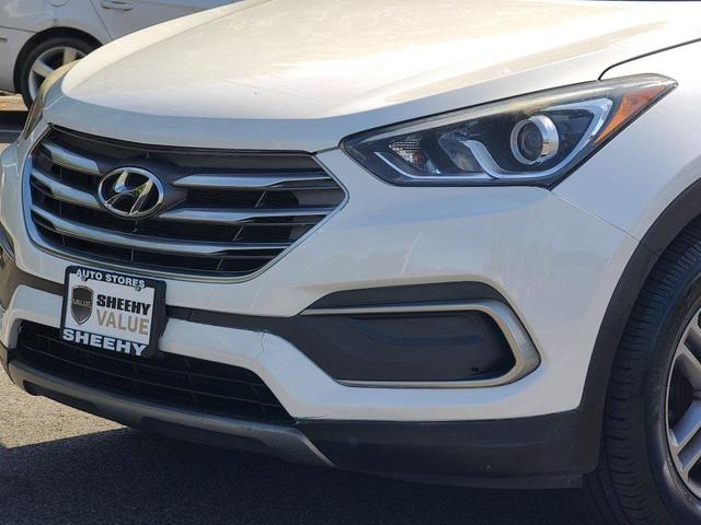 Photo of 2018 Pearl White Hyundai Santa Fe Sport
